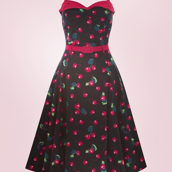 ❌SOLD OUT❌❗️HOST PICK❗️Collectif Multi-Way Dress - Picture 2 of 7